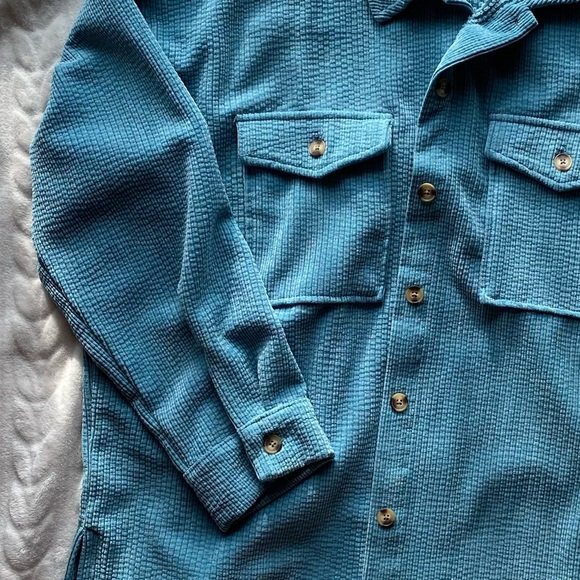 Blue textured button down - Picture 4 of 5